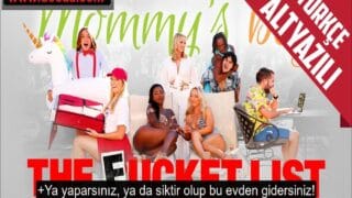 Üvey Annesini Kamerada Amını Okşarken Gören Lezbiyen Kız Amını Bizzat Yaladı